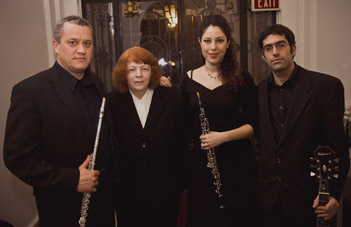 Alla Cohen with Sephardic Romancero performers